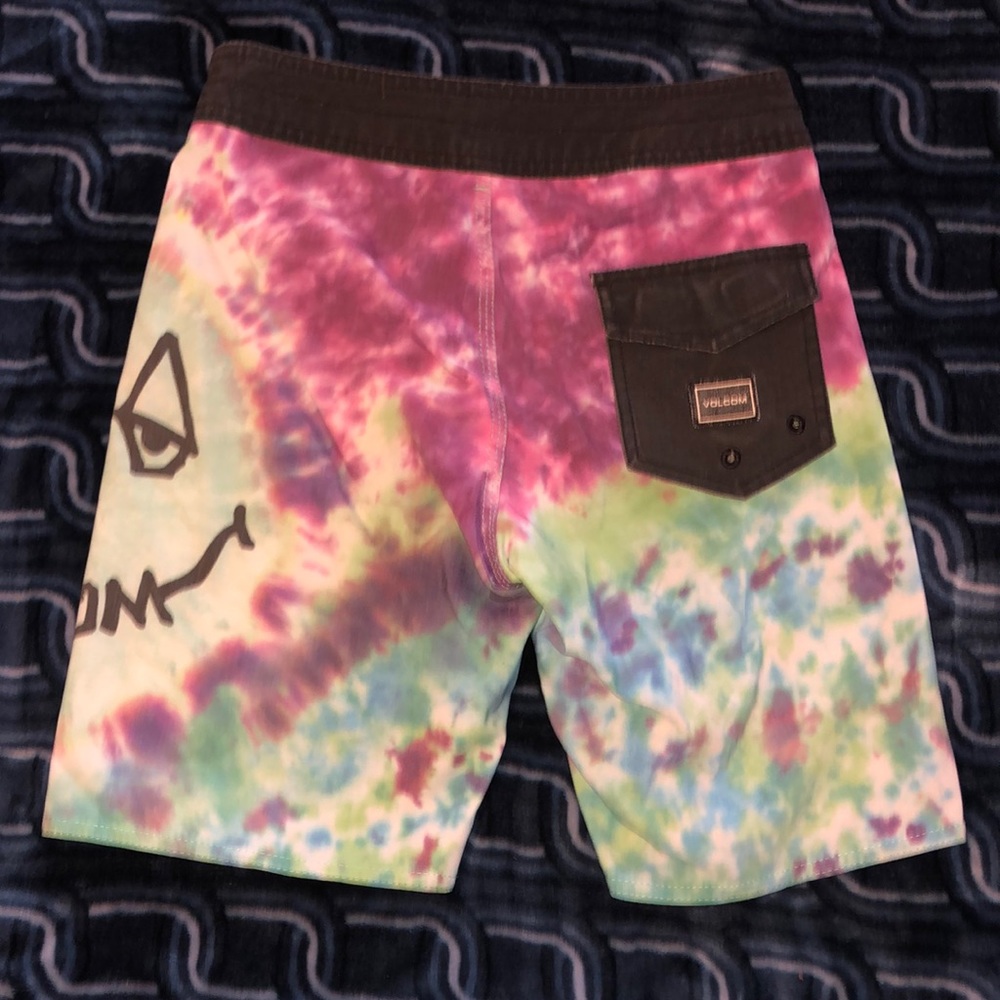 Volcom Trunks - Picture 2 of 3
